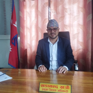 खडानन्द खत्री