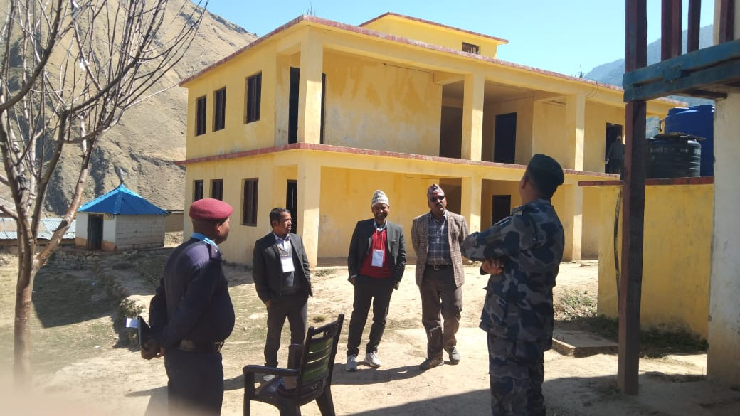 प्रमुख जिल्ला अधिकारी श्री कमल प्रसाद पाण्डेज्यू एस.ई.ई (SEE) परीक्षाको अनुगमनको क्रममा मुगु जिल्ला स्थित सोरु र खत्याड गाउँपालिका अन्तर्गतका विभिन्‍न विद्यालयहरुमा।